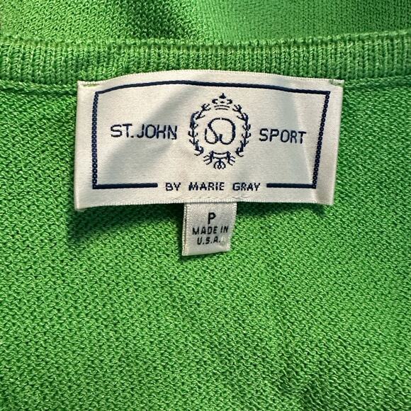 Vintage St John Sport Kelly Green Sweater V Neck Logo Gold Buttons Preppy Twee - Picture 3 of 8